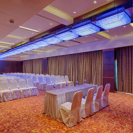 The President-A Boutique Hotel Ahmedabad Esterno foto