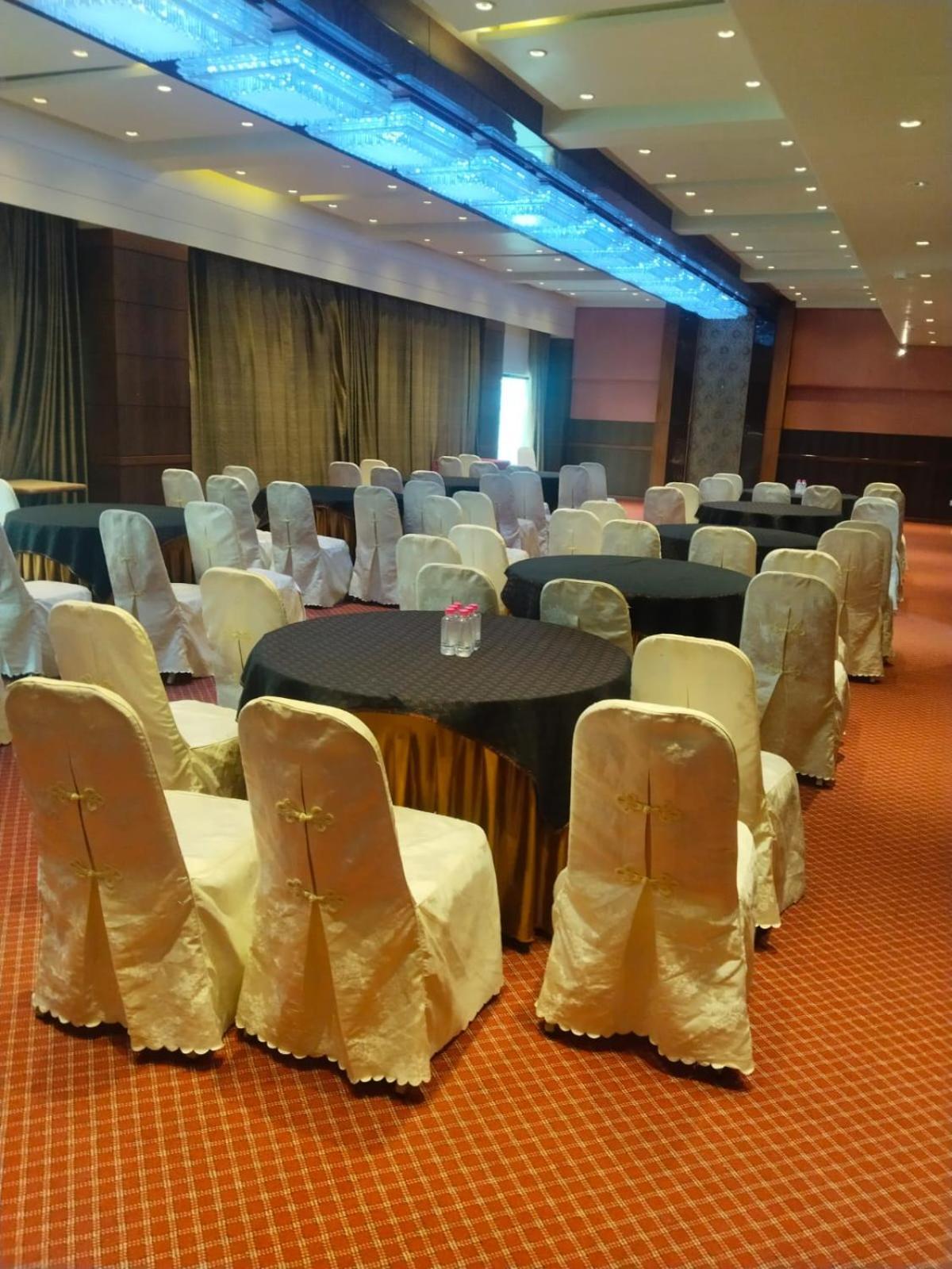 The President-A Boutique Hotel Ahmedabad Esterno foto