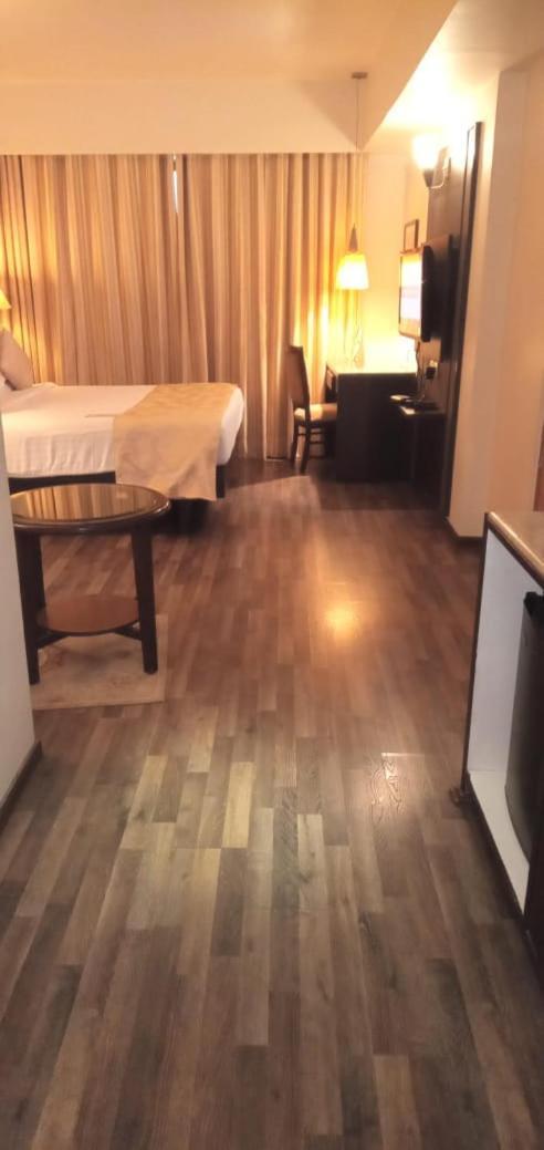 The President-A Boutique Hotel Ahmedabad Esterno foto