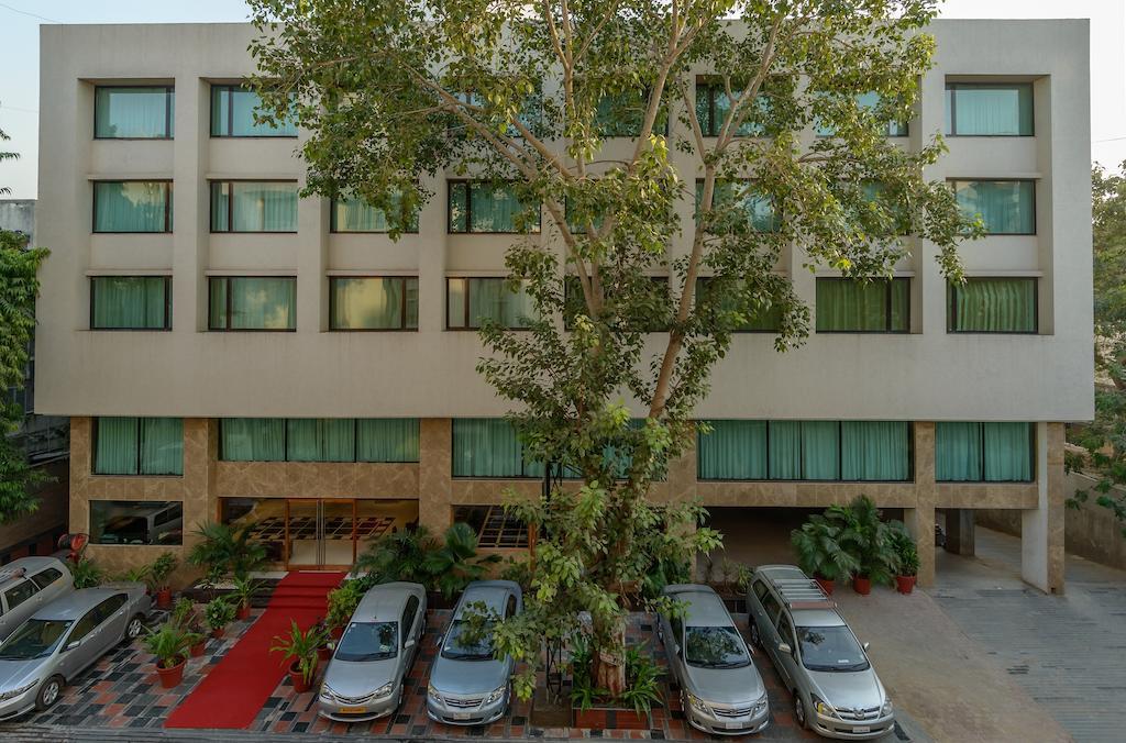 The President-A Boutique Hotel Ahmedabad Esterno foto