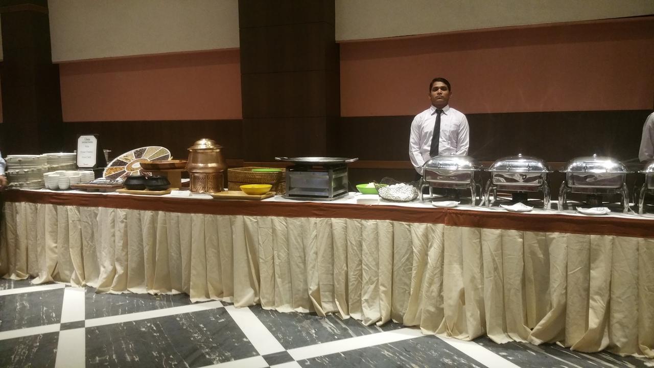 The President-A Boutique Hotel Ahmedabad Esterno foto