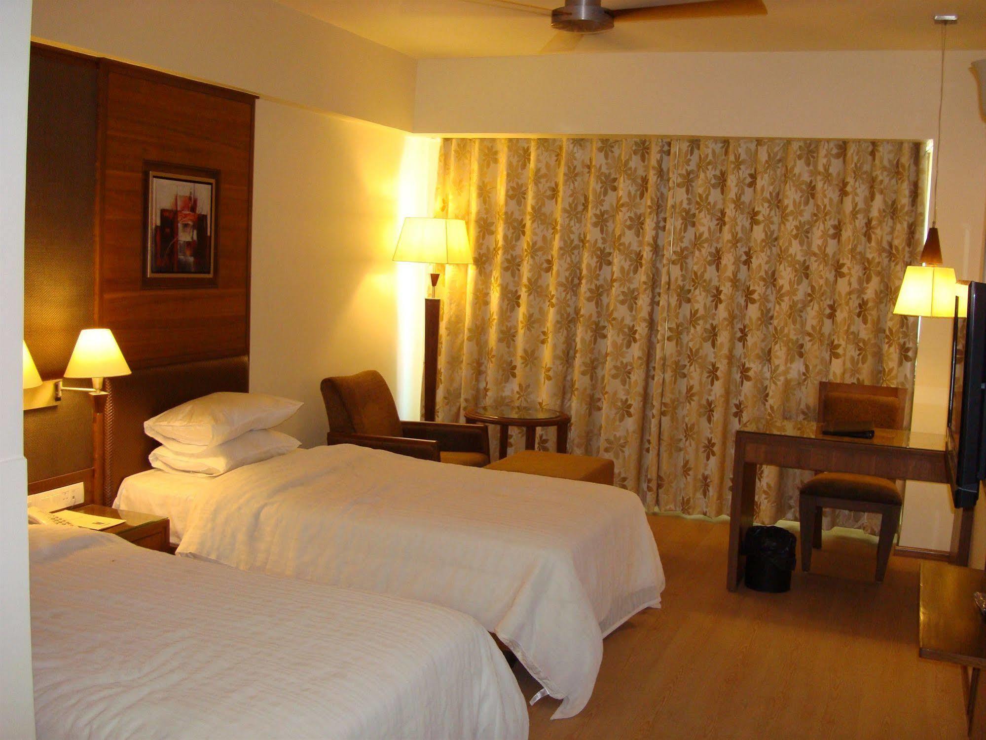 The President-A Boutique Hotel Ahmedabad Esterno foto
