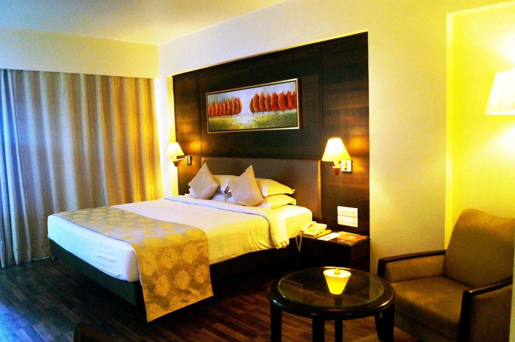 The President-A Boutique Hotel Ahmedabad Esterno foto